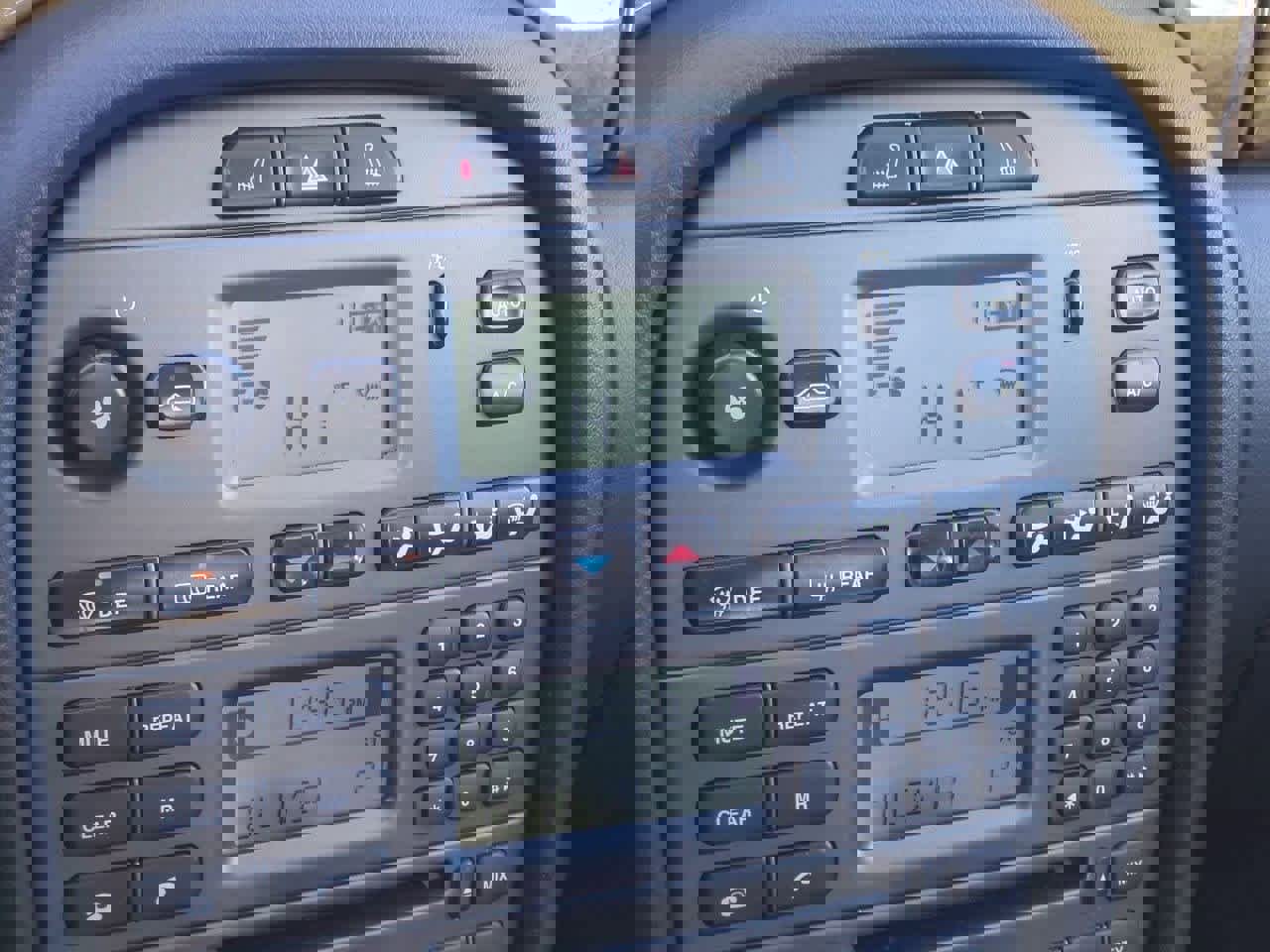 Used 2004 Jaguar X-TYPE 3.0 image 22