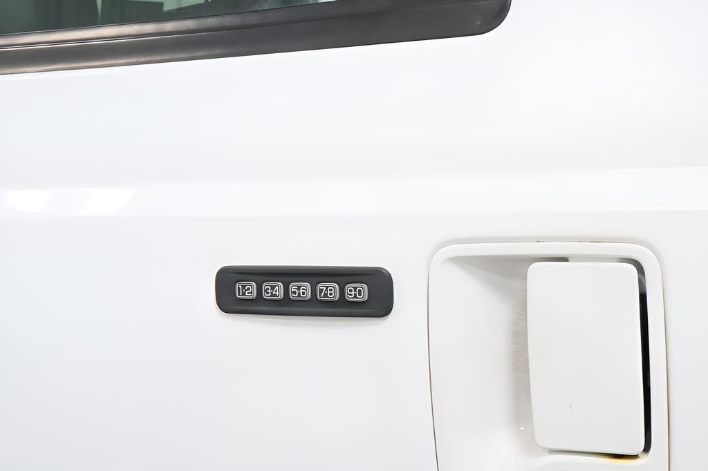Used 2016 Ford F250 Lariat w/ Chrome Package AWD/4WD image 41