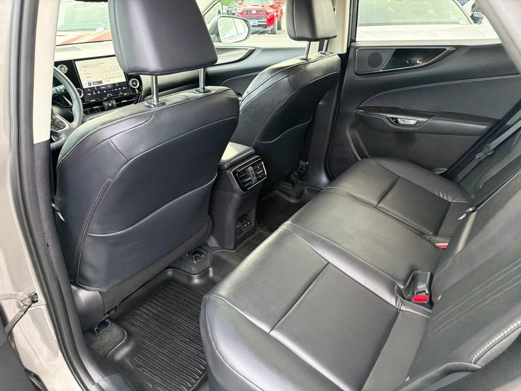 Used 2022 Lexus NX 350h AWD w/ Towing Package (2000 Lbs) image 19