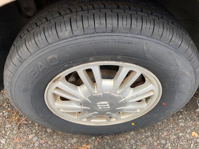 Used 2002 Buick Le Sabre Custom w/ Luxury Pkg FWD image 24