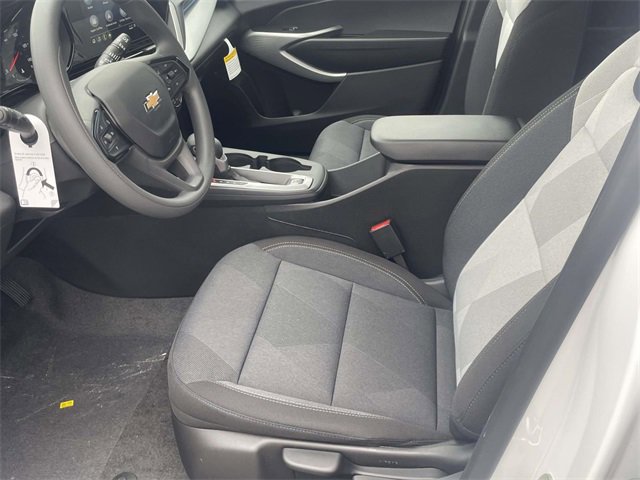 New 2026 Chevrolet Trax LS w/ LS Convenience Package image 12