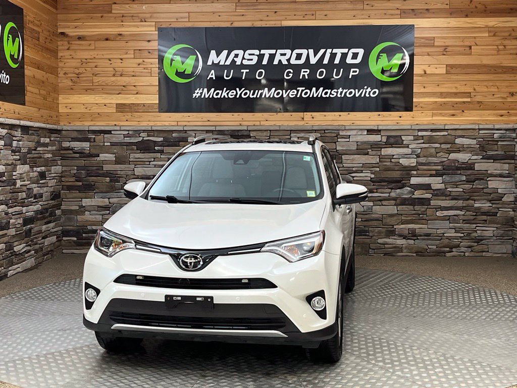 Used 2016 Toyota RAV4 Limited AWD/4WD image 3