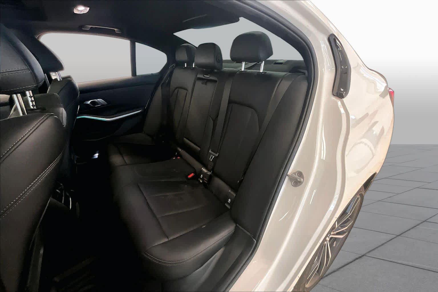 Used 2022 BMW 330e w/ M Sport Package RWD image 18