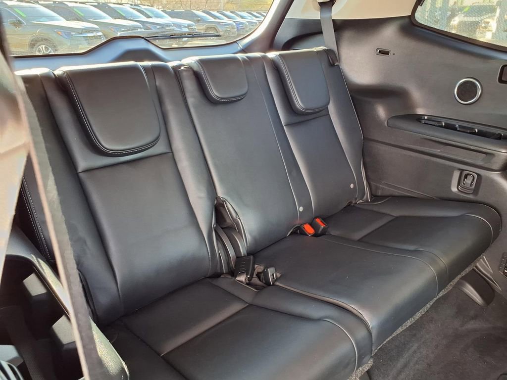 Certified 2022 Subaru Ascent Limited w/ Technology Package image 24