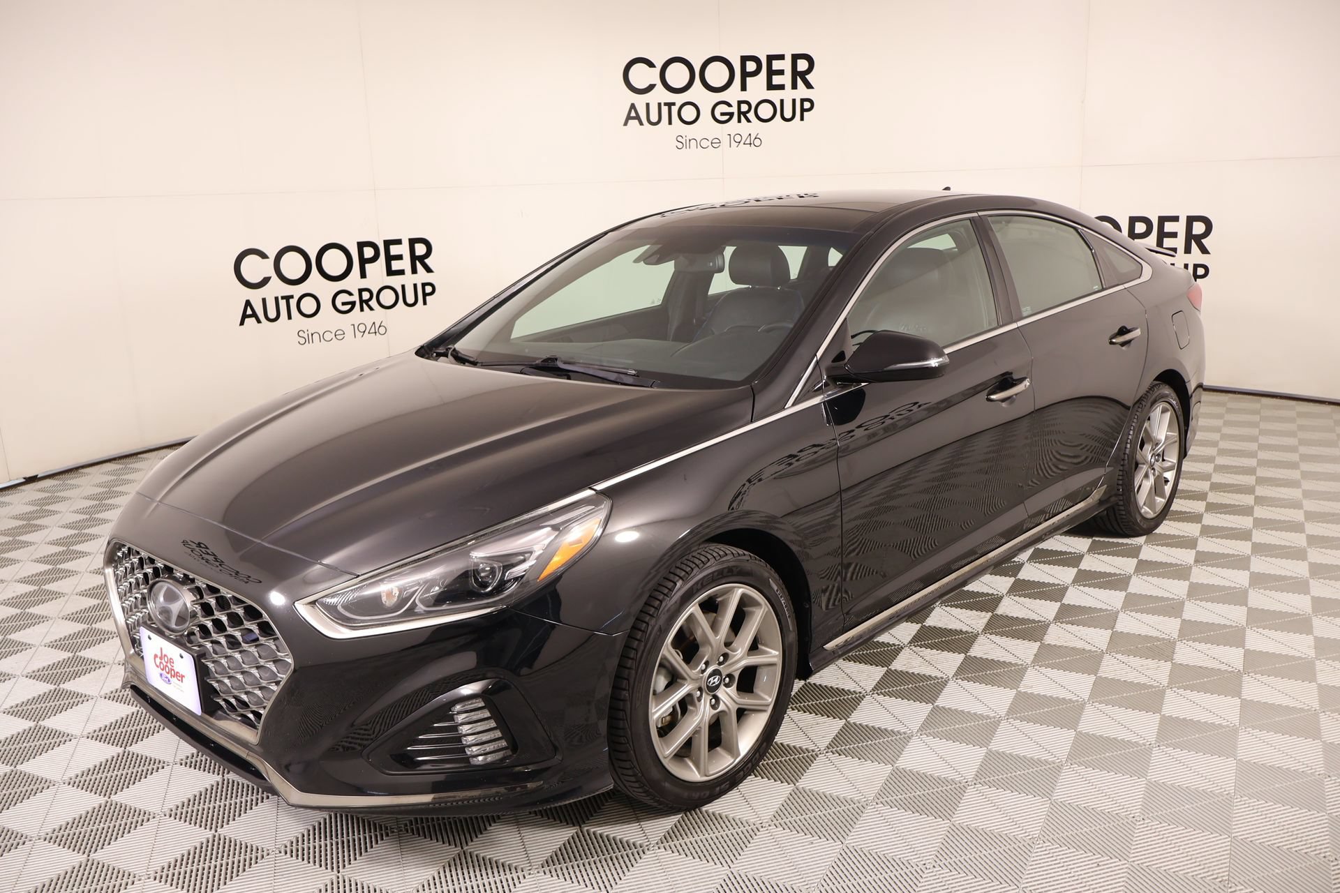 Used 2019 Hyundai Sonata Limited w/ Cargo Package FWD image 11