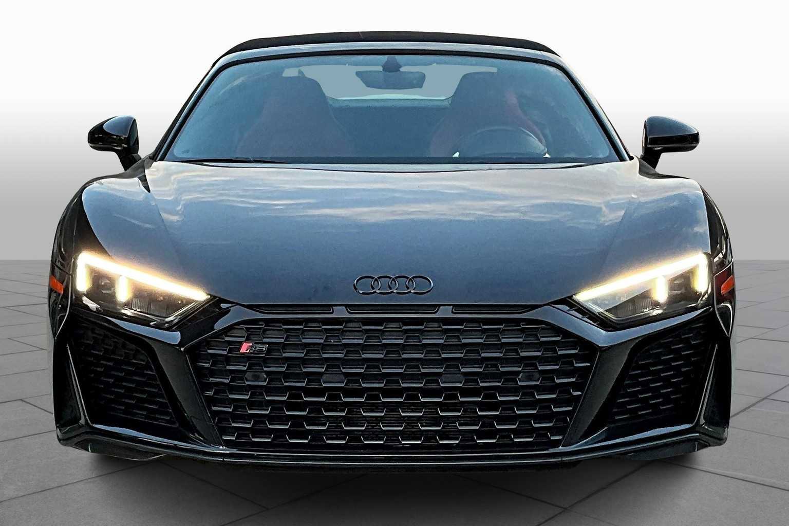 Certified 2023 Audi R8 V10 performance image 3