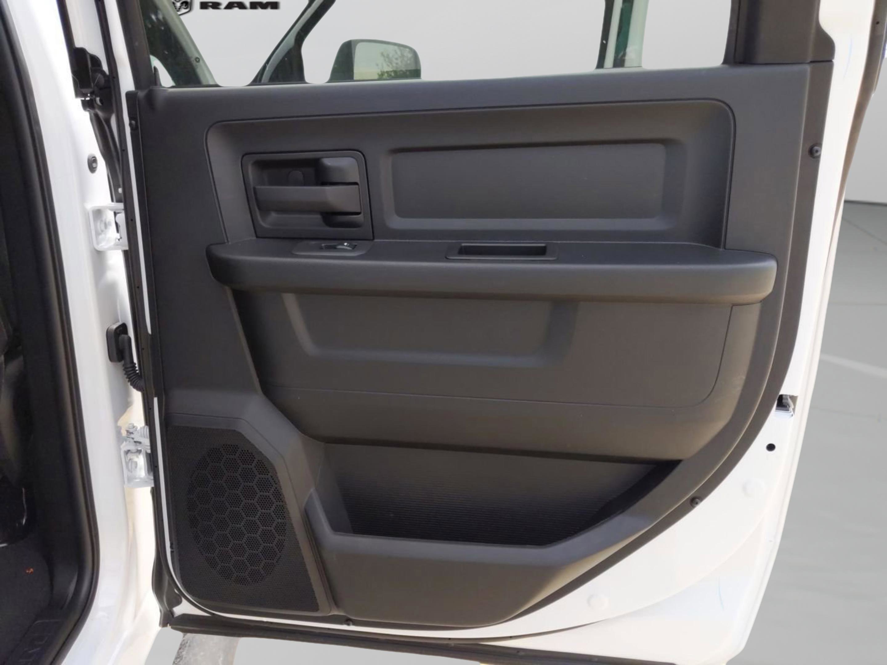New 2026 RAM 3500 Tradesman image 27