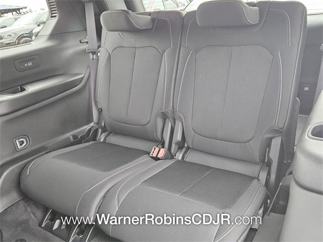 New 2025 Jeep Grand Cherokee L Laredo w/ Luxury Tech Group I image 9