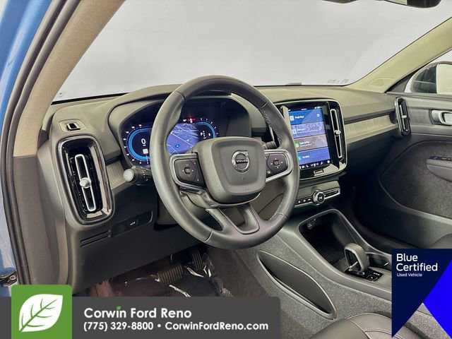 Used 2024 Volvo XC40 B5 Core image 11