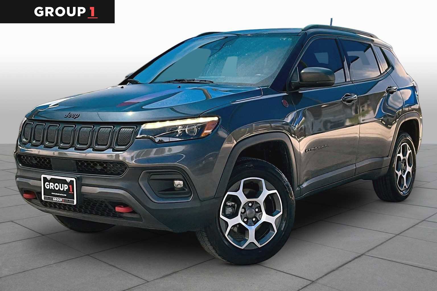Used 2022 Jeep Compass Trailhawk w/ Trailhawk Elite Group AWD/4WD image 1