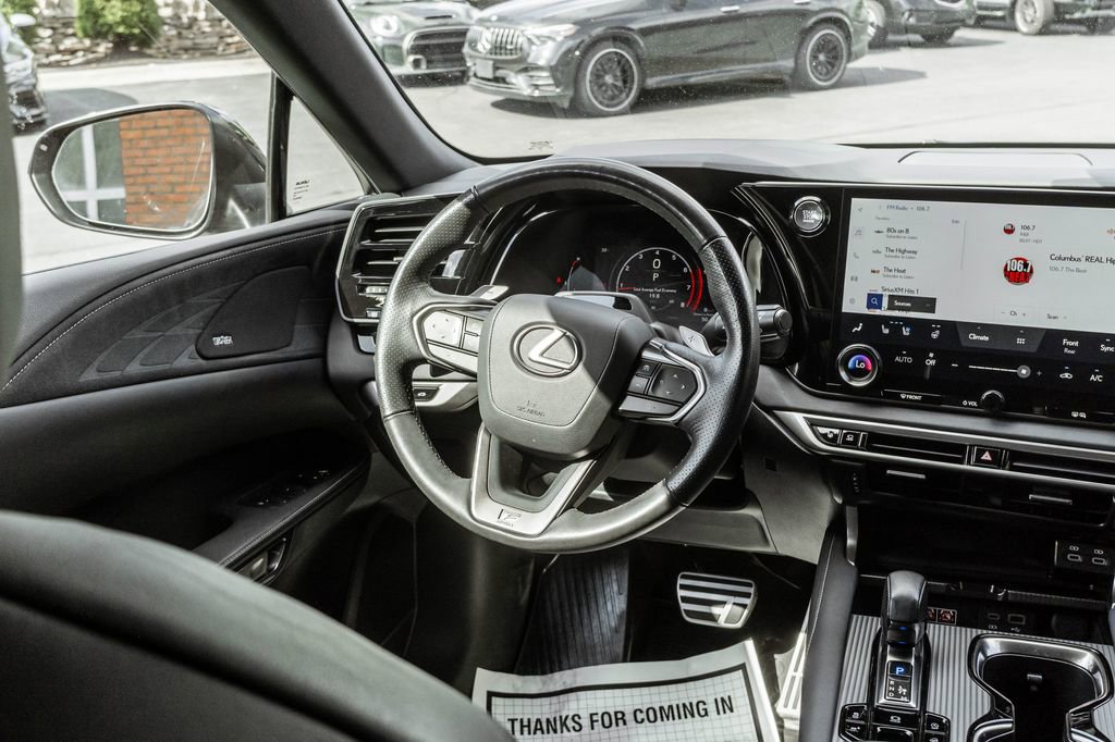 Used 2023 Lexus RX 350 AWD image 13