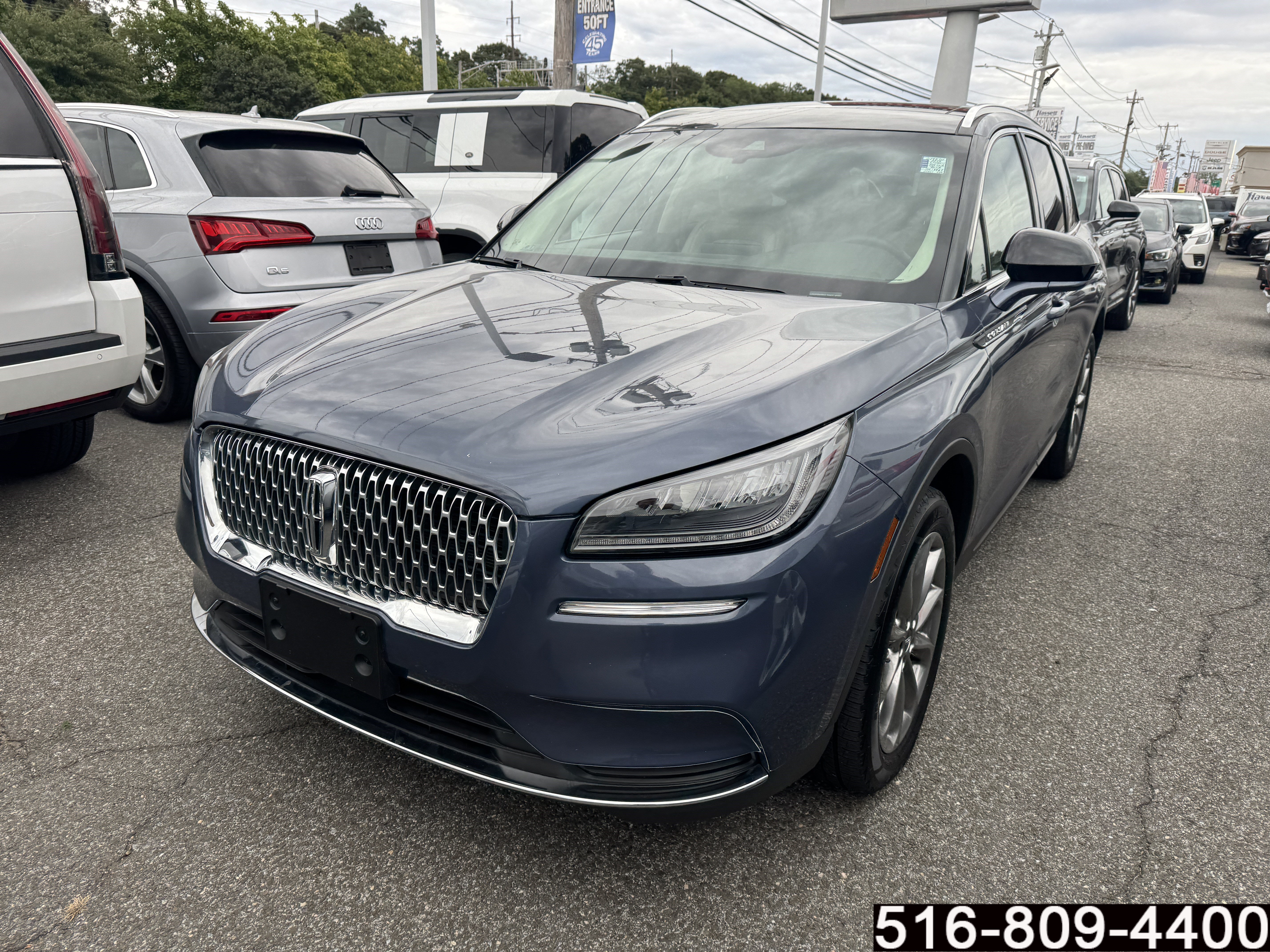 Used 2022 Lincoln Corsair AWD w/ Premium Package image 8