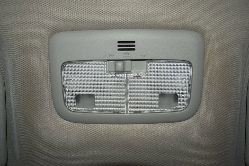 Used 2018 Toyota Corolla SE image 43