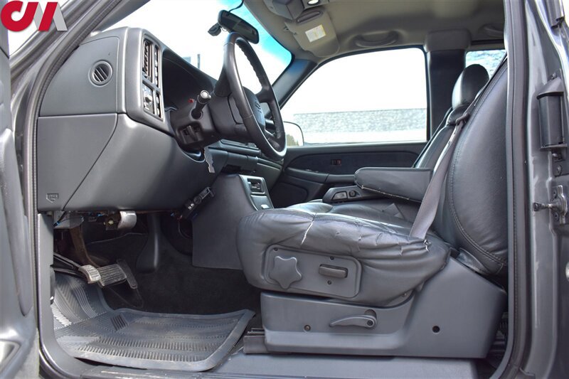 Used 2002 Chevrolet Silverado 2500 LS w/ Electrical Convenience Pkg AWD/4WD image 10