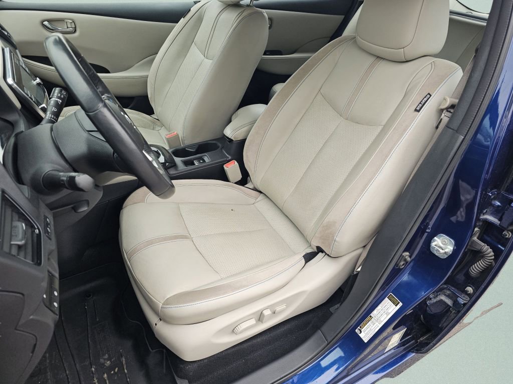 Used 2018 Nissan Leaf SL w/ SL Technology Package FWD image 6