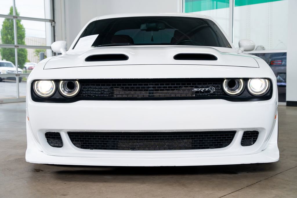 Used 2019 Dodge Challenger SRT Hellcat w/ Widebody Package RWD image 4