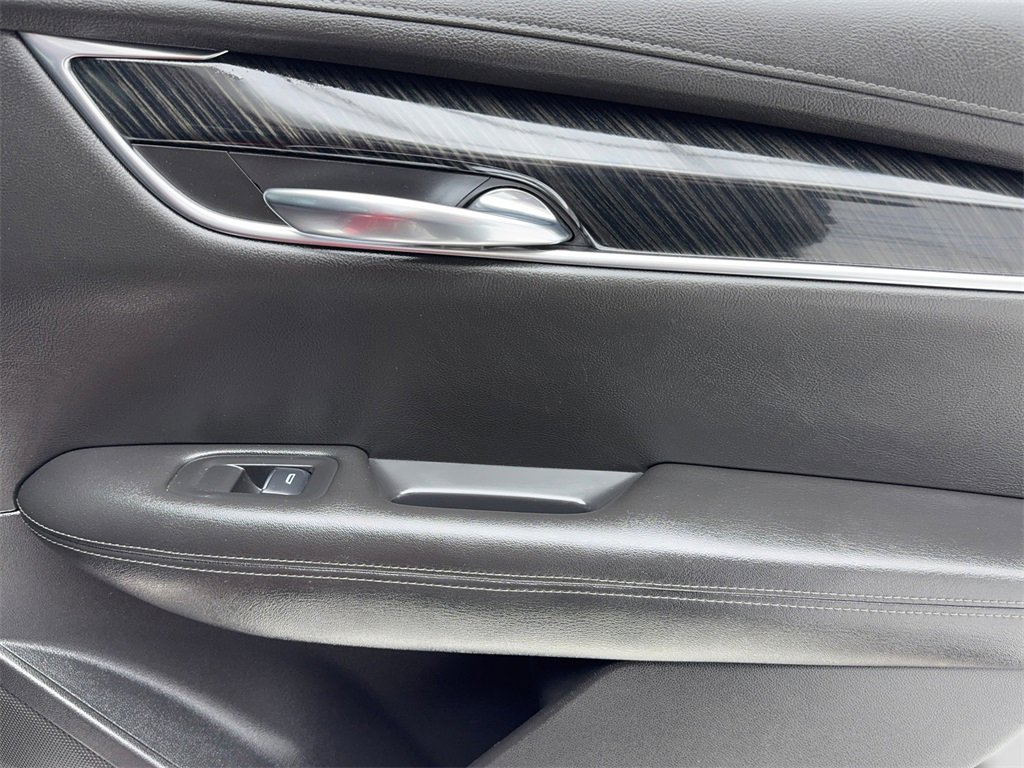 Used 2020 Cadillac XT6 Premium Luxury image 52