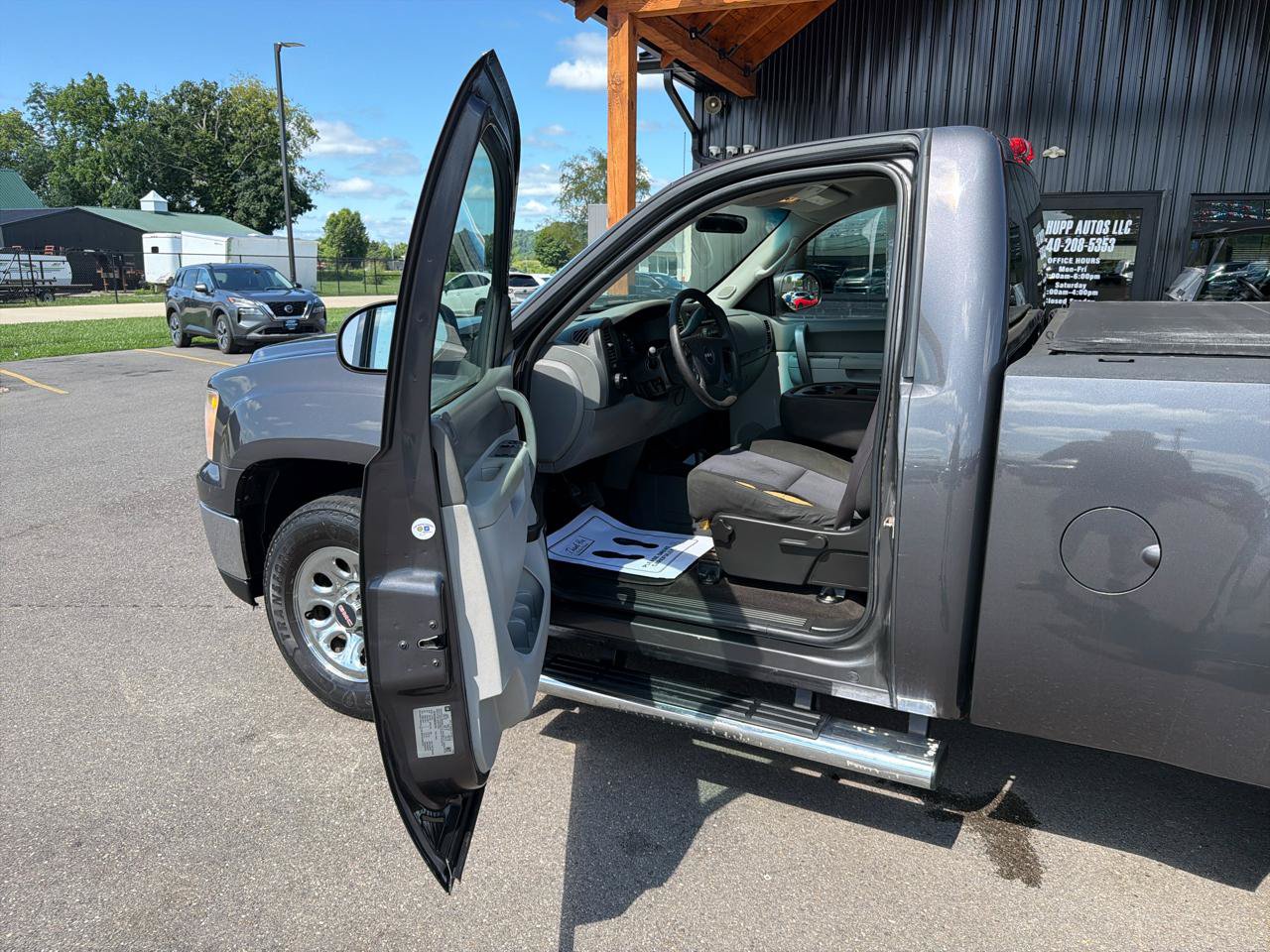 Used 2011 GMC Sierra 1500 W/T w/ Work Truck Plus Package AWD/4WD image 7