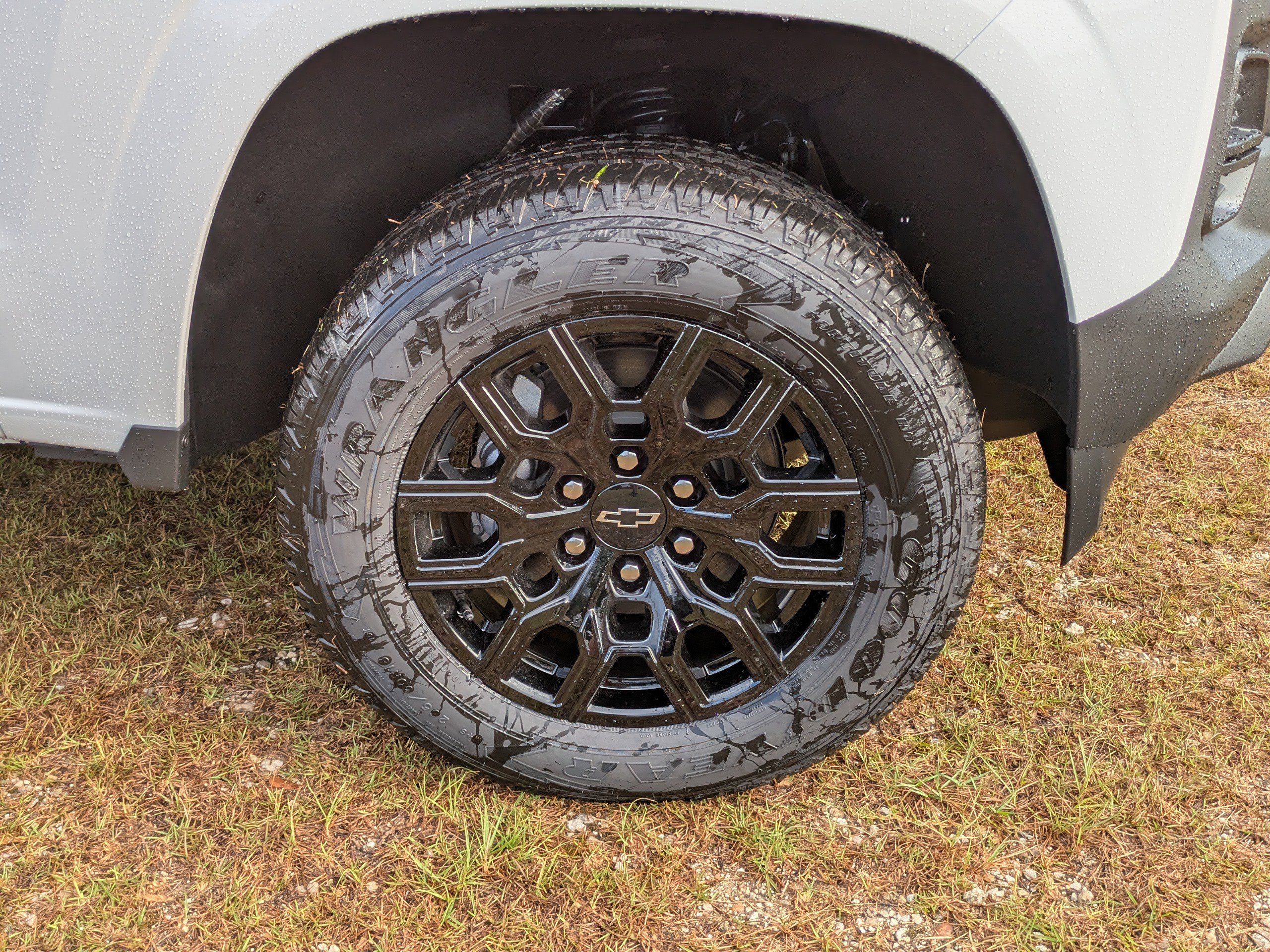 New 2026 Chevrolet Colorado W/T w/ WT Custom Package AWD/4WD image 11