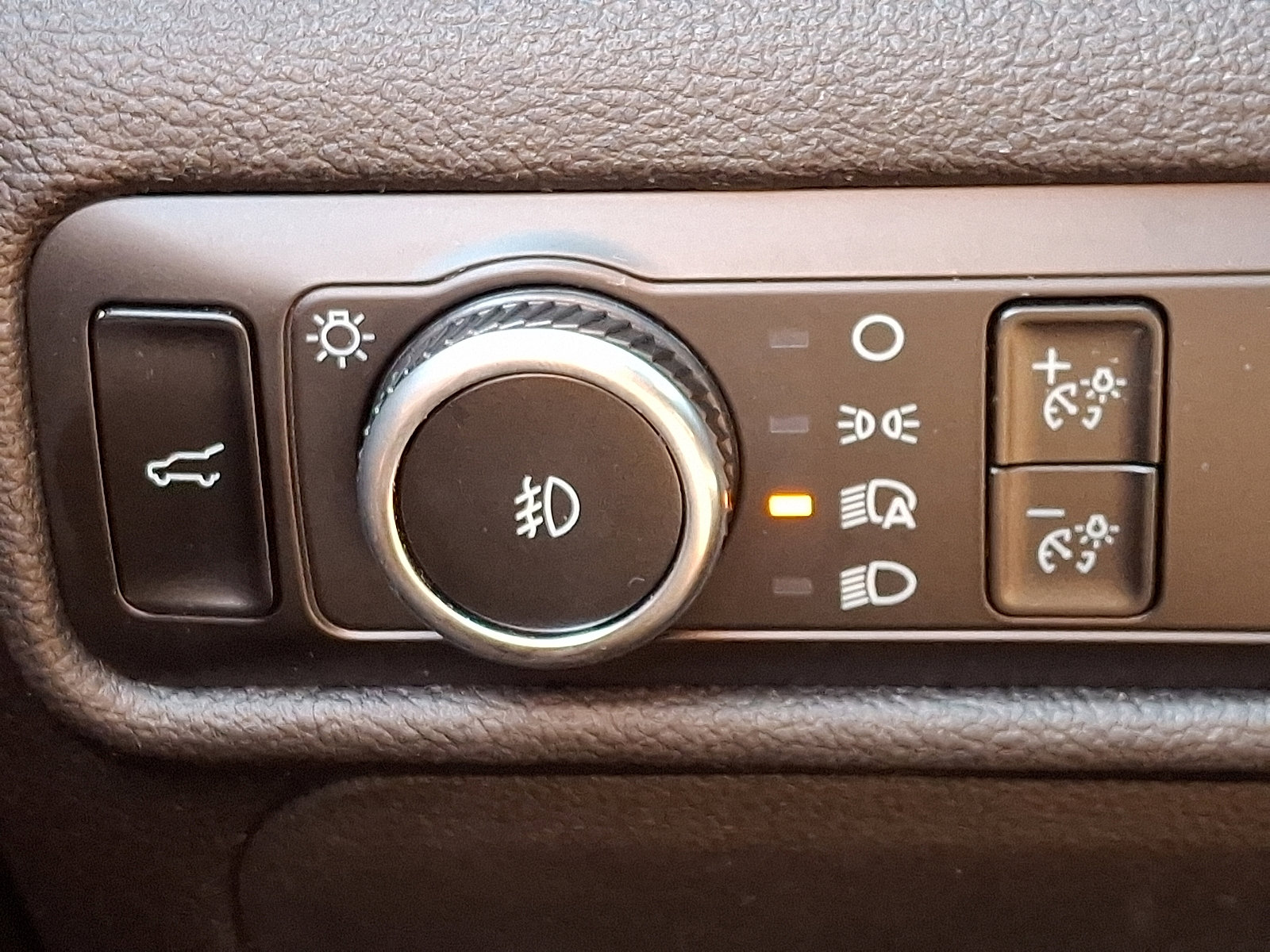 Used 2023 Ford Explorer ST w/ Equipment Group 401A image 27