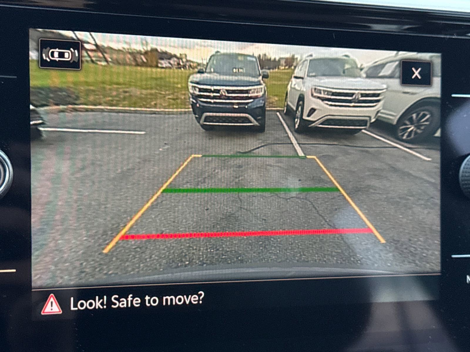 Certified 2023 Volkswagen Atlas Cross Sport SEL Premium R-Line image 21