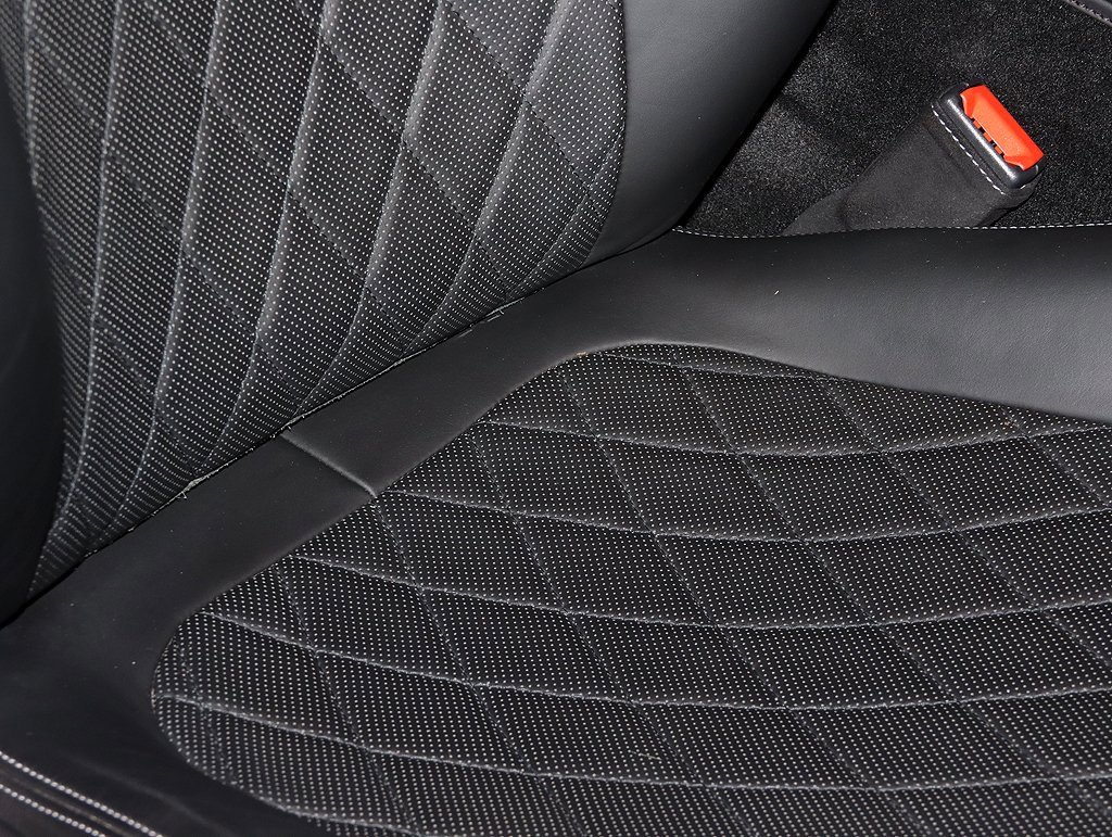 Certified 2017 Ferrari GTC4Lusso image 35