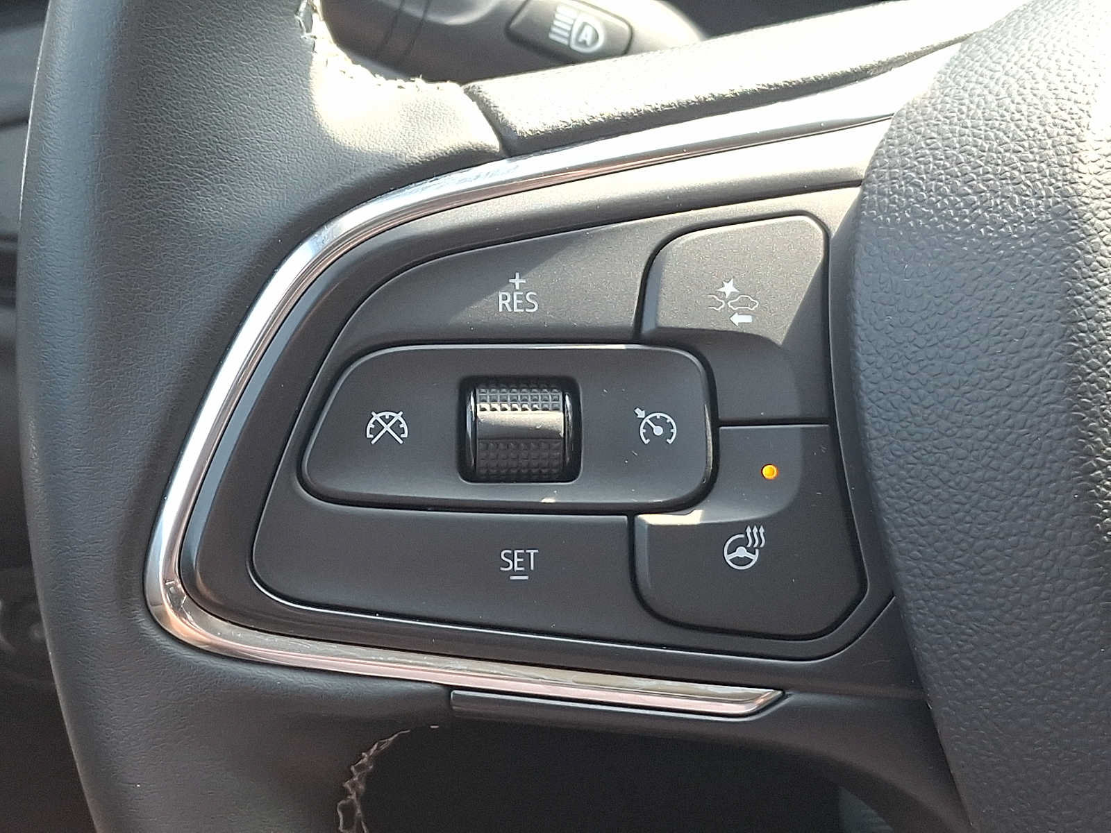 Used 2024 Buick Encore GX Avenir w/ Avenir Convenience Package FWD image 22