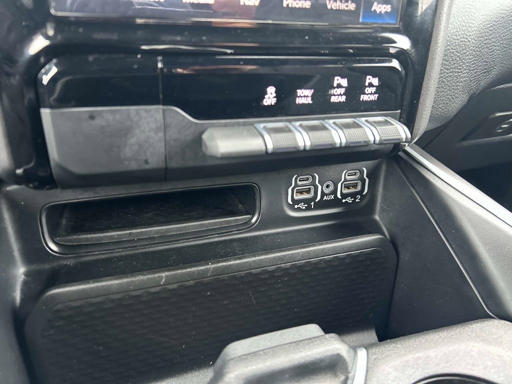 Used 2023 RAM 1500 Big Horn image 33