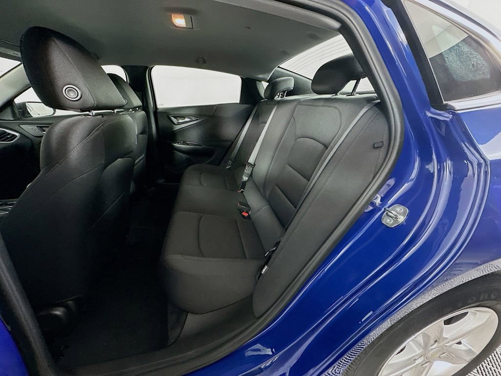 Used 2023 Chevrolet Malibu LS image 31