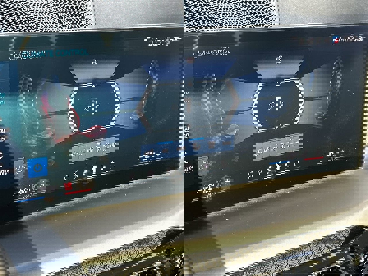 Used 2025 BMW M4 xDrive Competition w/ Executive Package image 24