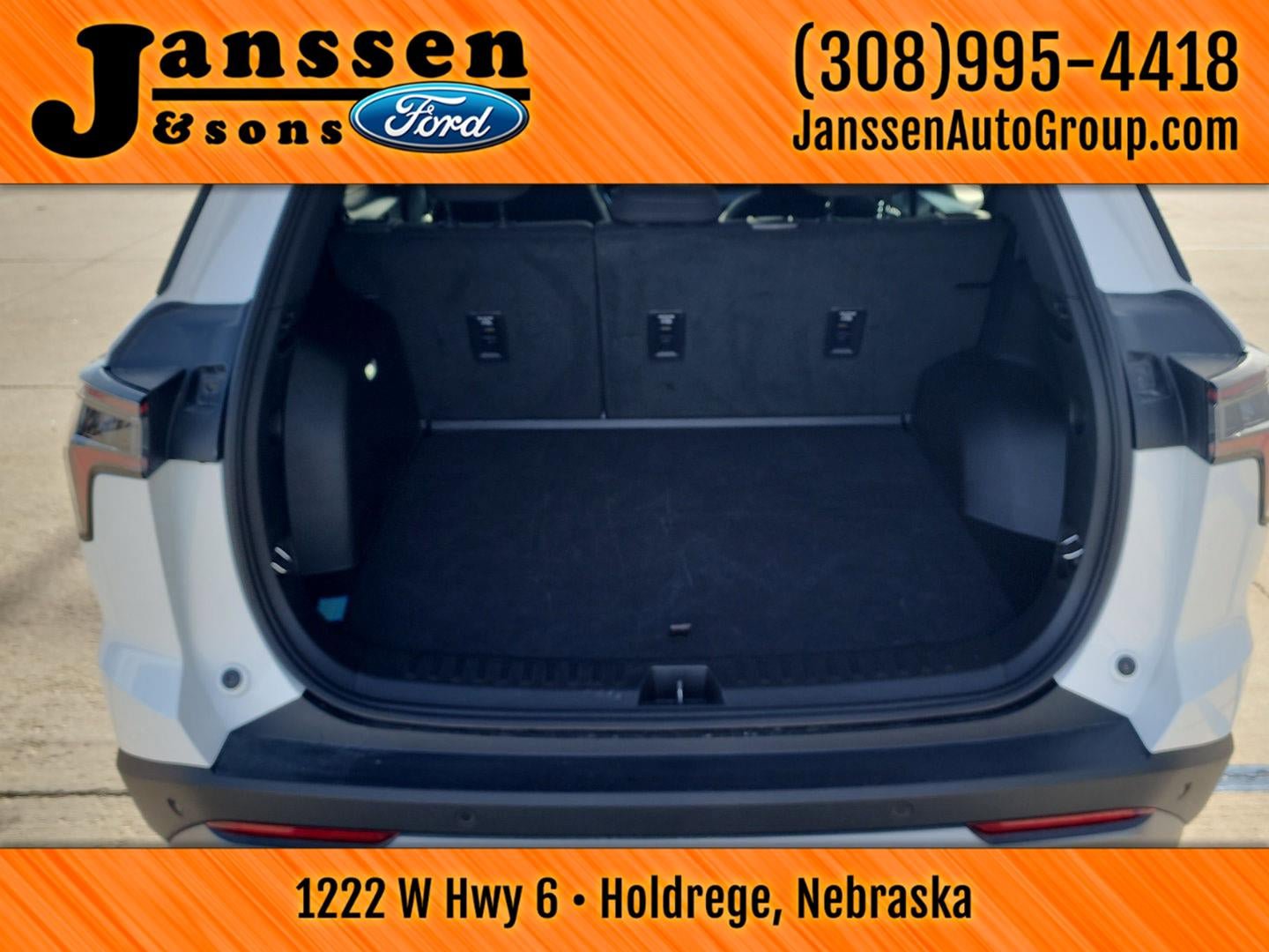 Used 2025 Chevrolet Equinox LT FWD image 12