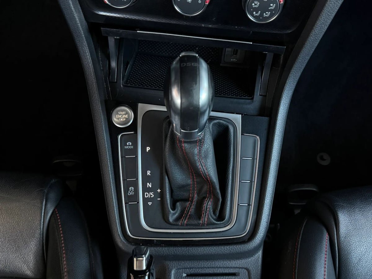 Used 2016 Volkswagen GTI SE w/ Lighting Package (SEL) FWD image 50