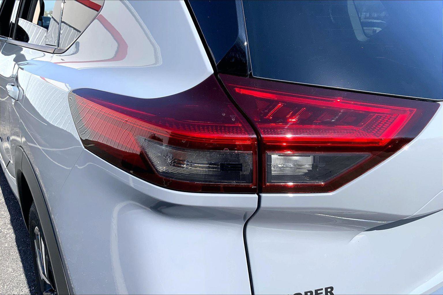 Used 2023 Nissan Rogue Platinum w/ Platinum Premium Package image 29