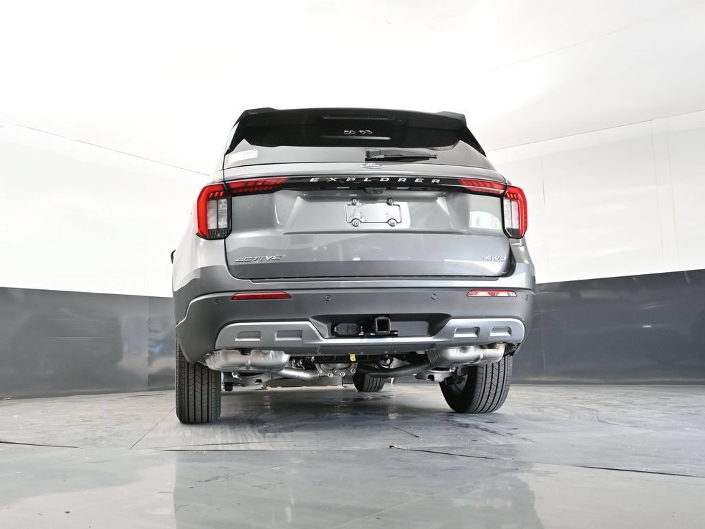 New 2026 Ford Explorer Active w/ Active Comfort Package AWD/4WD image 15