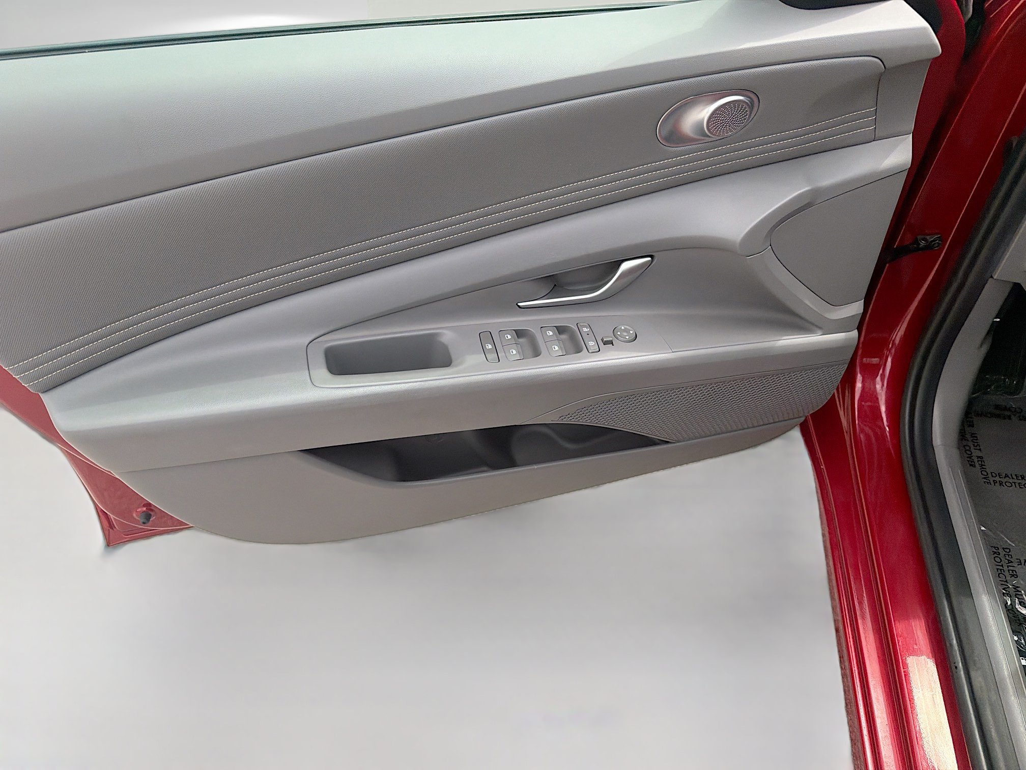 Used 2024 Hyundai Elantra SEL w/ Convenience Package FWD image 18