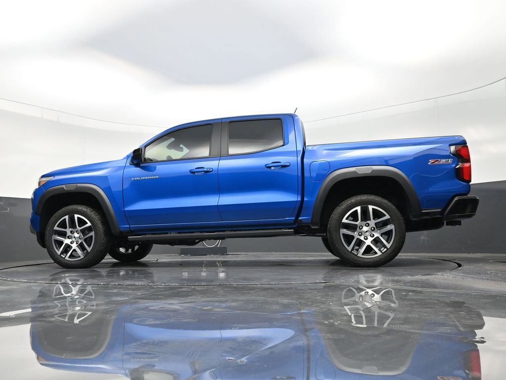 Used 2023 Chevrolet Colorado Z71 w/ Z71 Convenience Package 2 image 21