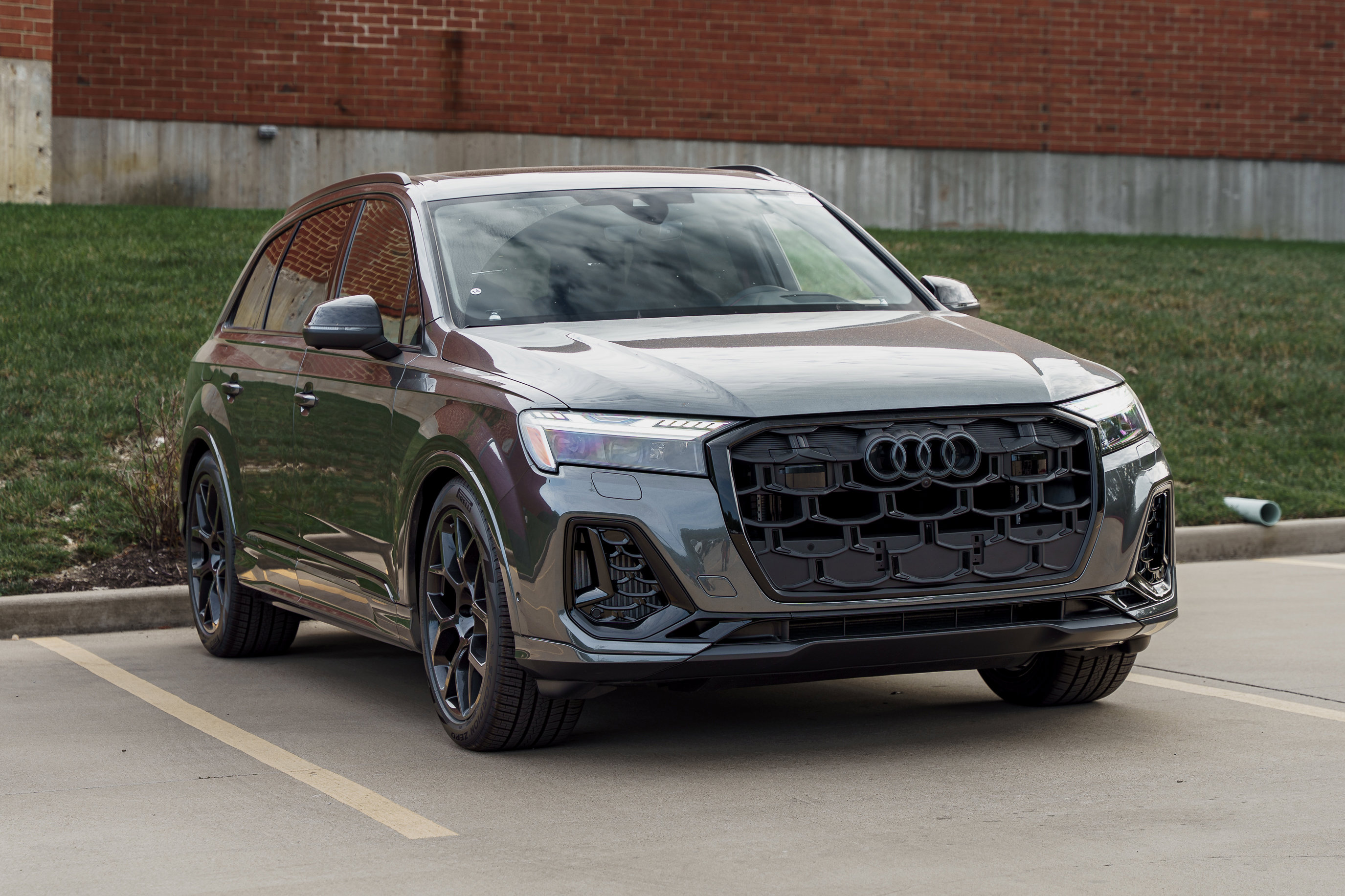 New 2026 Audi SQ7 Prestige image 2