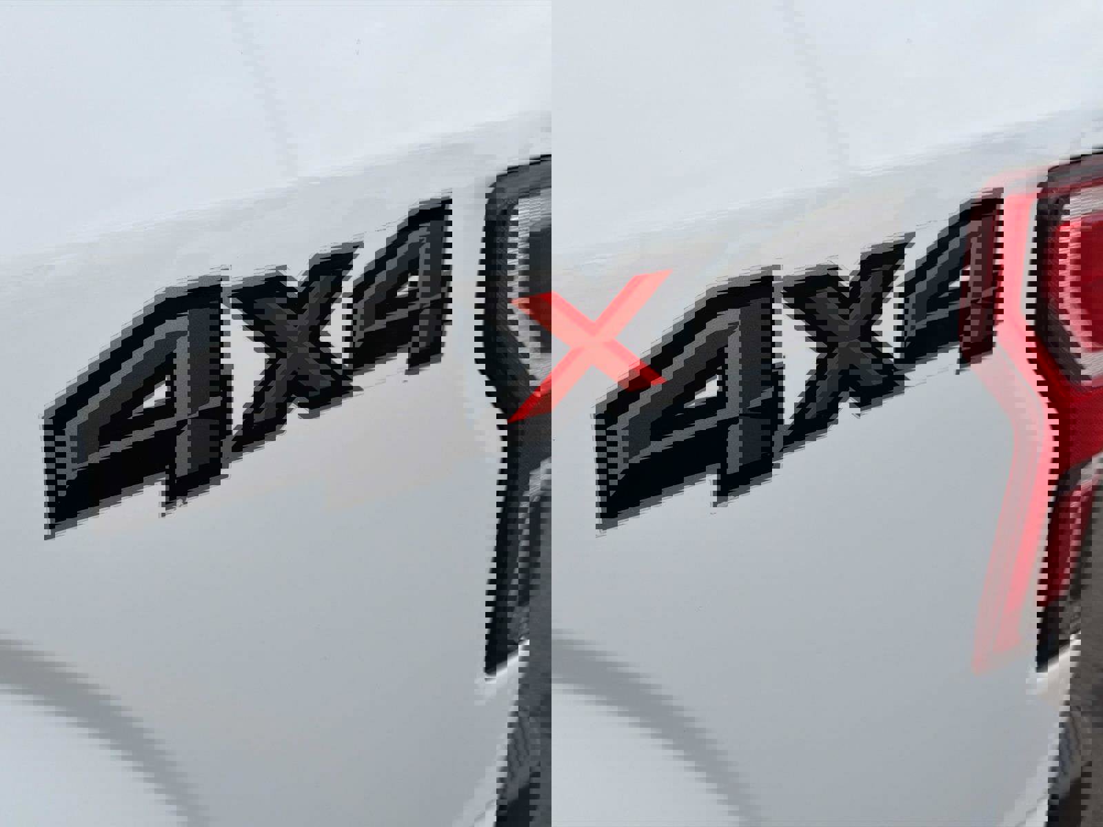 Used 2018 Ford F150 XLT image 11