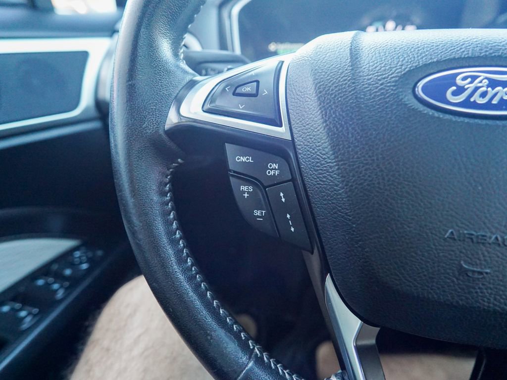 Used 2019 Ford Fusion SE w/ Equipment Group 151A FWD image 20