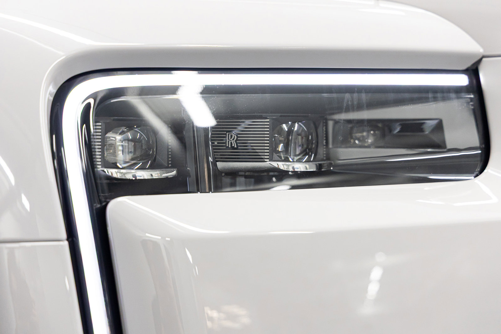 New 2026 Rolls-Royce Cullinan Black Badge image 15