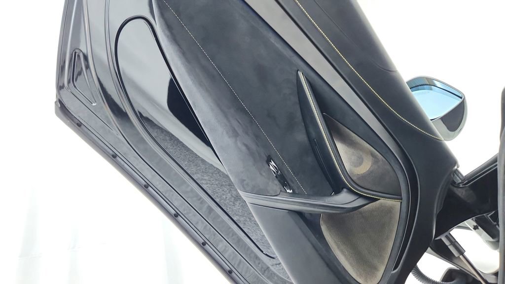 Used 2018 McLaren 720S Performance image 15