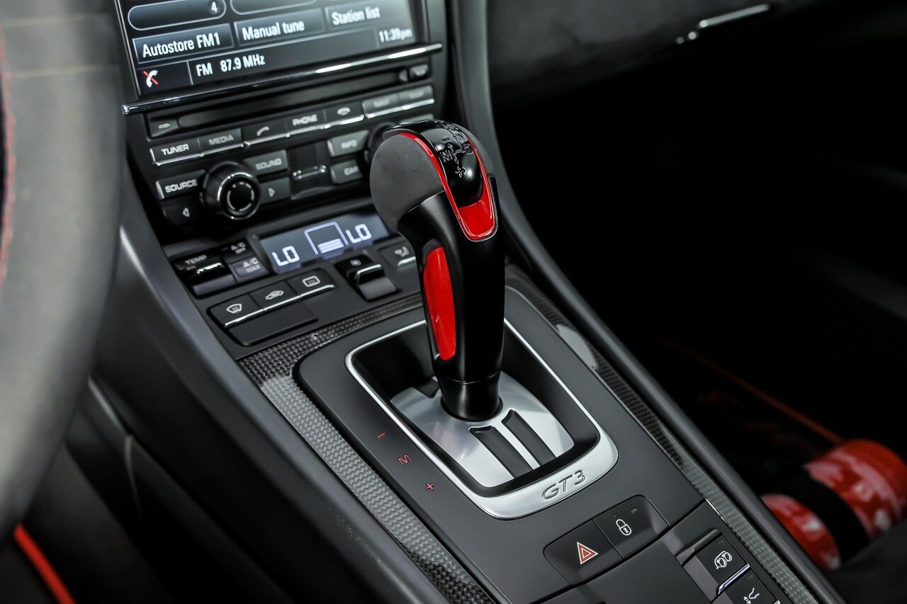 Used 2015 Porsche 911 GT3 RWD image 32