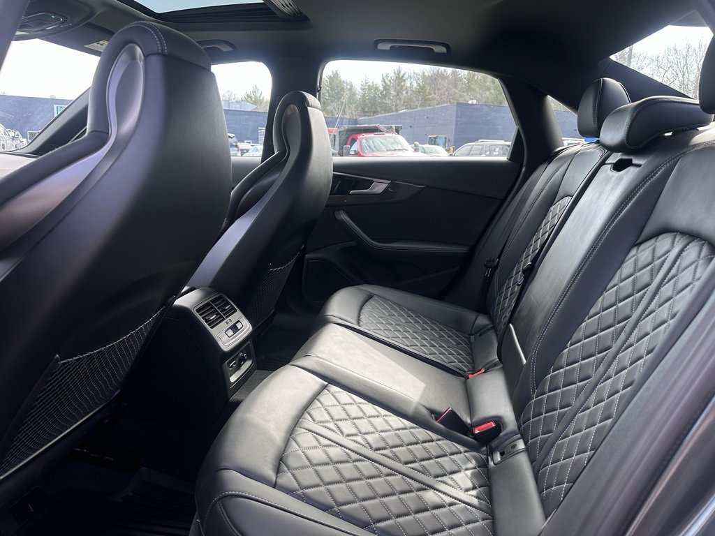 Used 2023 Audi S4 Premium Plus w/ Premium Plus Package image 21