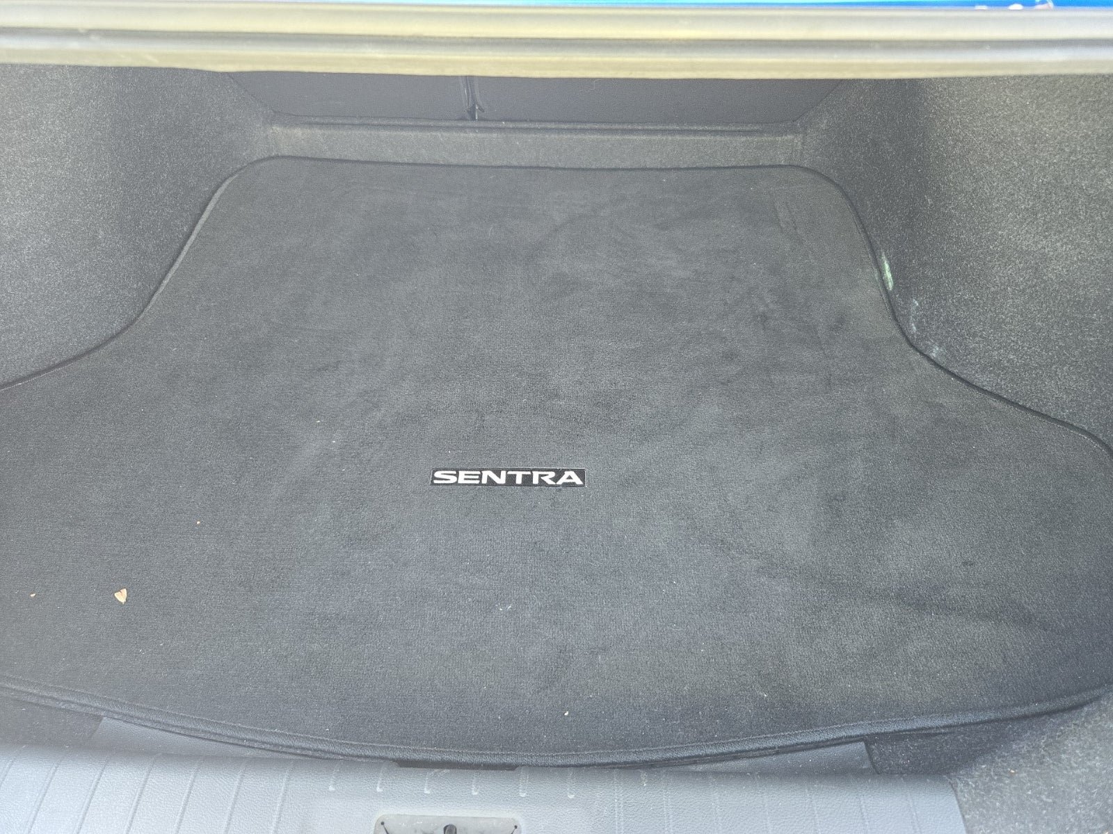 Used 2020 Nissan Sentra SV FWD image 10