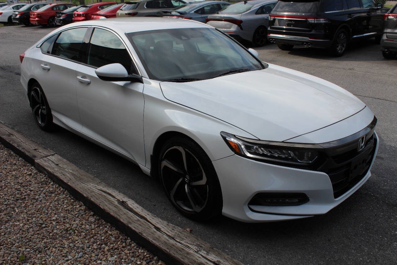 Used 2019 Honda Accord Sport image 5