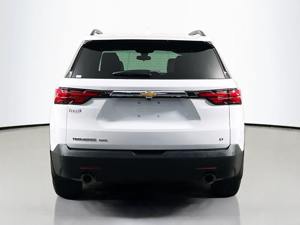 Used 2023 Chevrolet Traverse LT AWD/4WD image 6