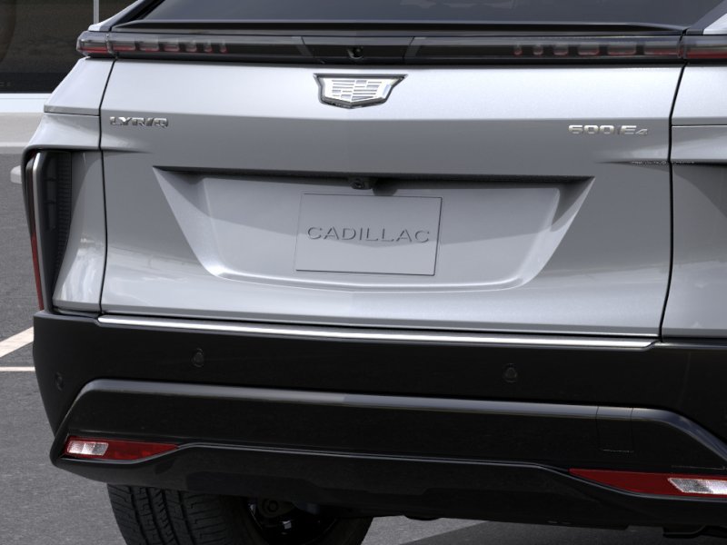 New 2026 Cadillac Lyriq Premium Luxury w/ LPO, Floor Liner Package AWD/4WD image 14