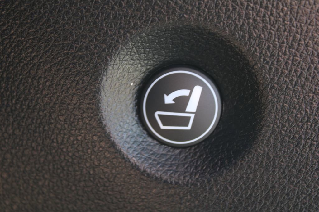 Used 2022 Honda Passport EX-L image 12