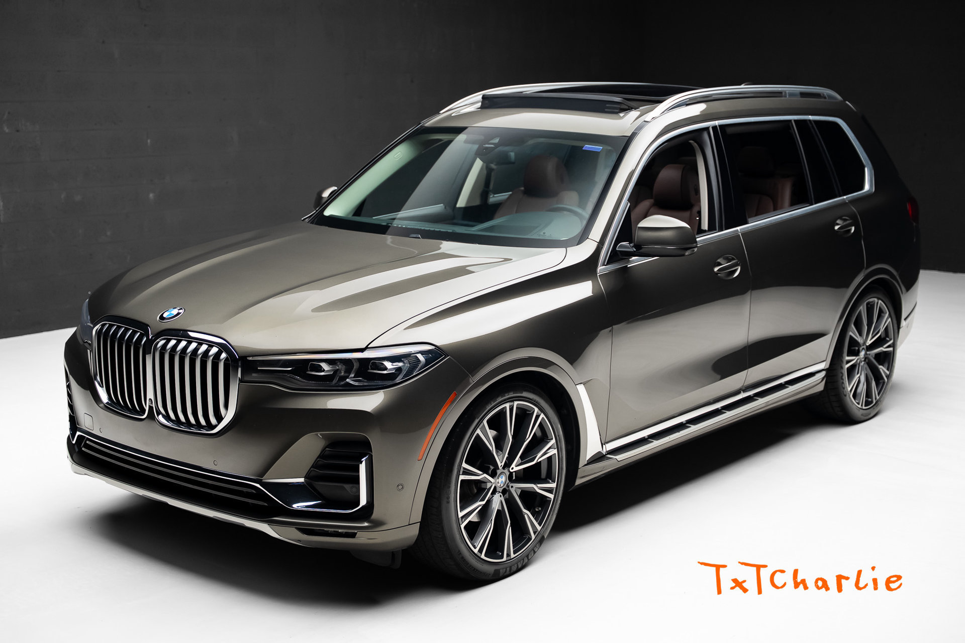 Used 2020 BMW X7 xDrive40i w/ Parking Assistance Package AWD/4WD image 1