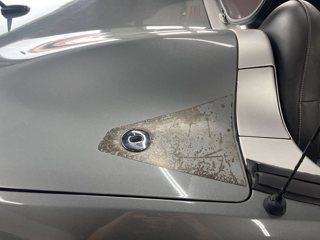 Used 2007 Pontiac Solstice Convertible w/ Premium Package RWD image 32